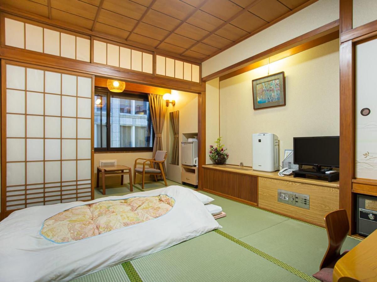 Kaneyoshi Ryokan Osaka Bagian luar foto